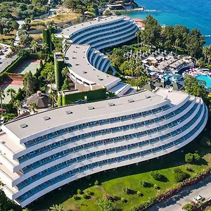 The Grand Blue Sky International Кушадасы