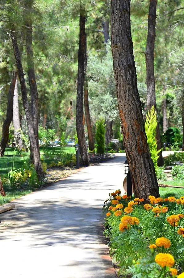 Peninsula Pine Club Boutique Hotel & Spa Kusadasi