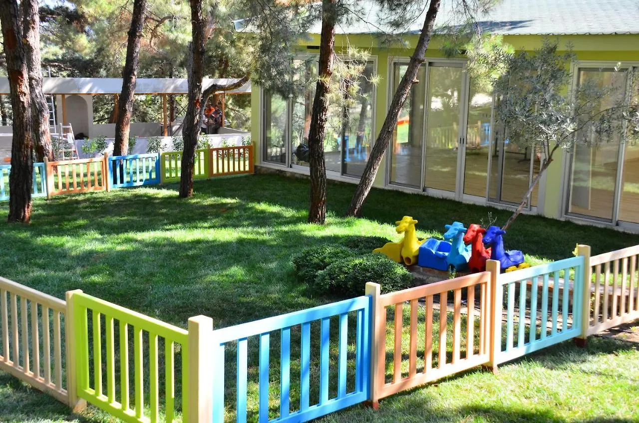 Aparthotel Peninsula Pine Club Boutique Hotel & Spa Kusadasi